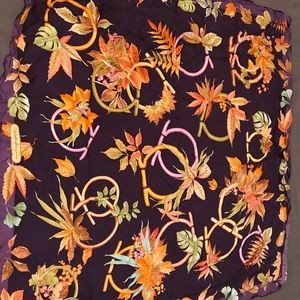 Salvatore Ferragamo Scarf EUC